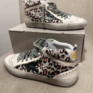 HTF BNIB Rainbow Leo Midstar